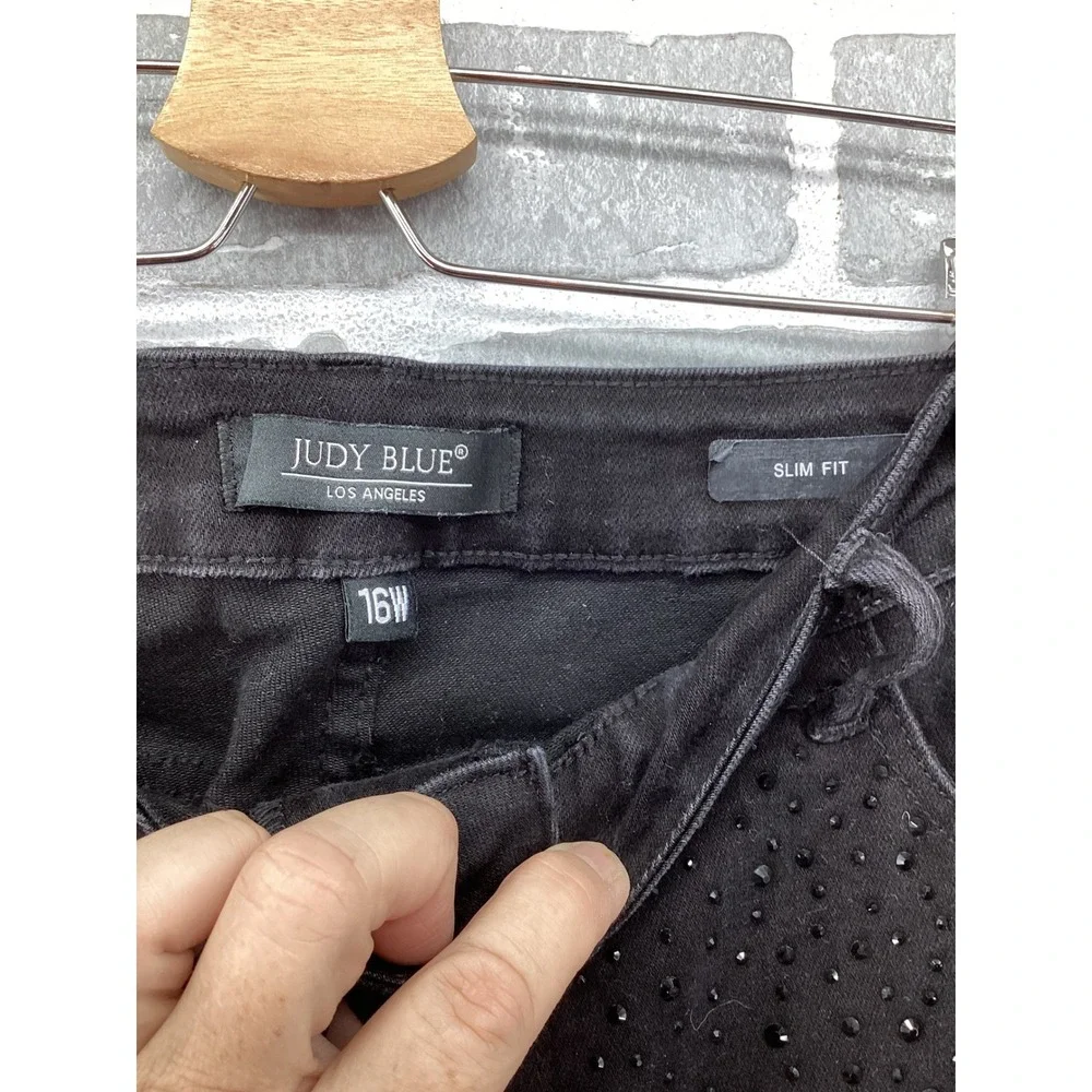 Judy Blue 16W Black Rhinestone Embellished Slim Fit High Rise Jeans Slimming